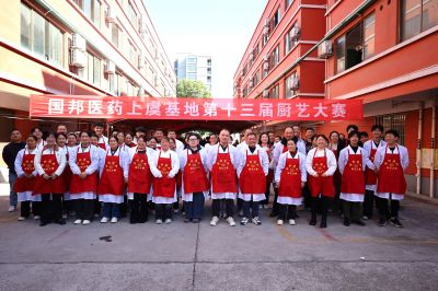 锅铲翻飞间，，，便有了“家”的味道~